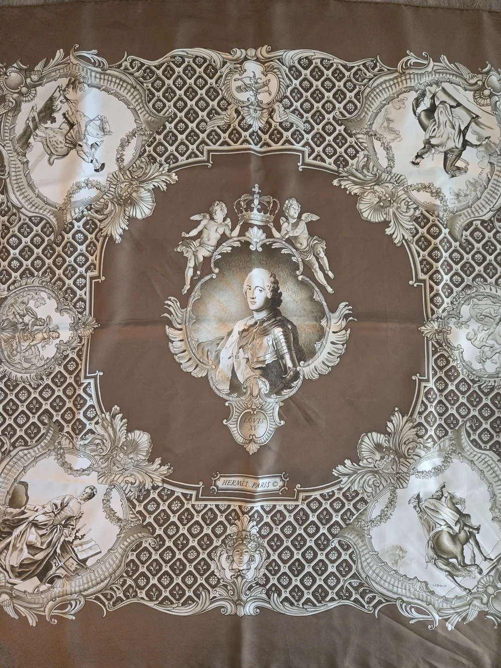Hermès Paris Louis XV Carré 90 Silk Scarf Brown Ivory with Box